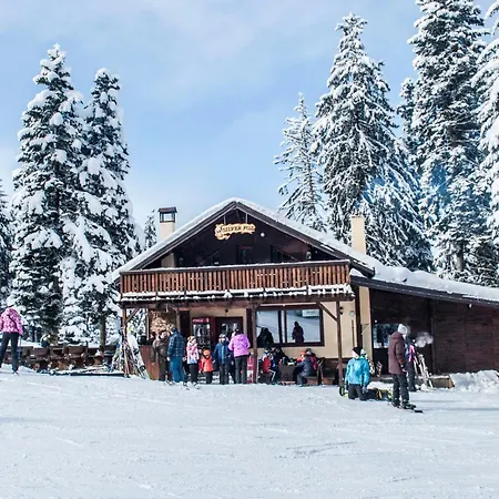 Private B27 In Gardens شقة