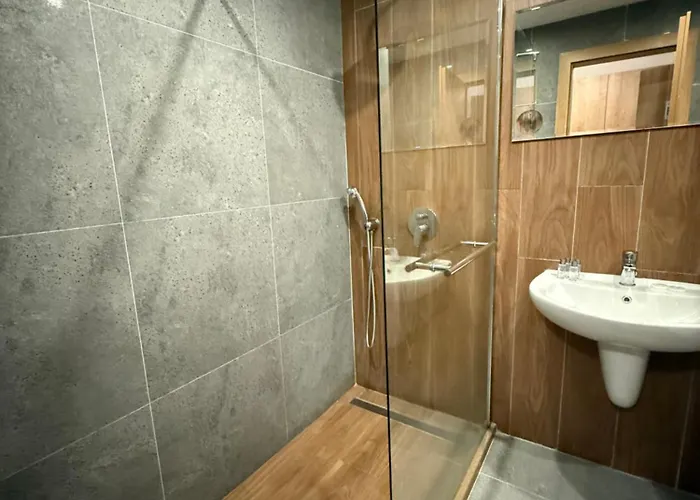 Private B27 In Gardens *