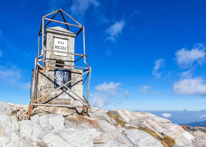 Private B27 In Gardens *